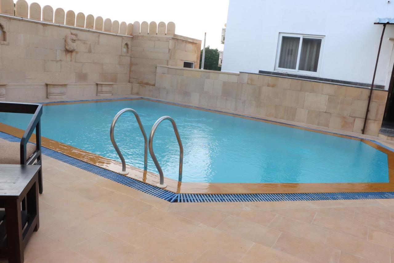 Hotel Marwar Palace ไจซัลเมอร์ ภายนอก รูปภาพ