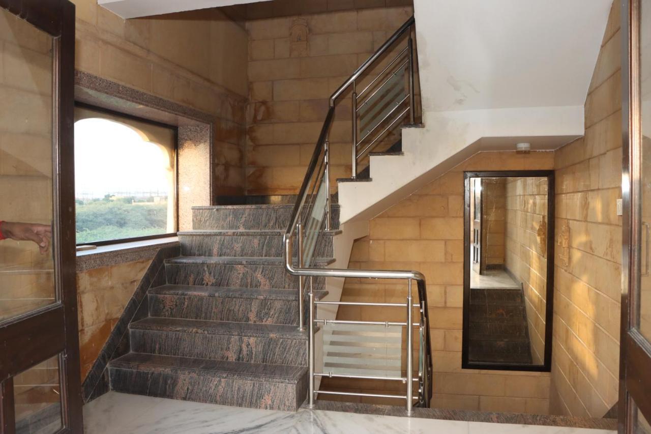 Hotel Marwar Palace ไจซัลเมอร์ ภายนอก รูปภาพ