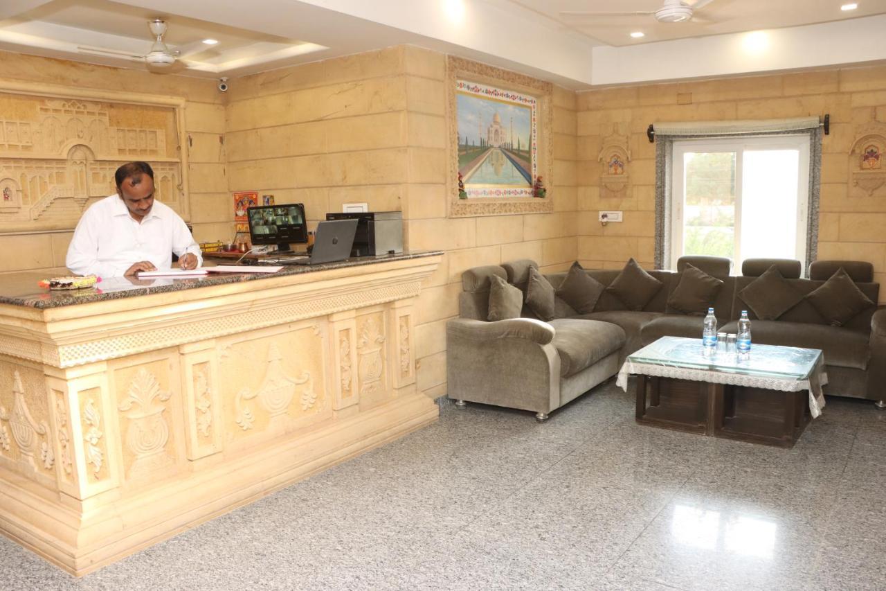 Hotel Marwar Palace ไจซัลเมอร์ ภายนอก รูปภาพ